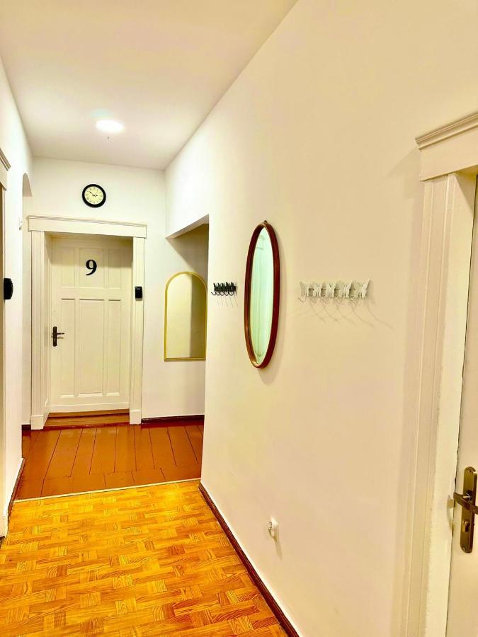 Atlas' House Hostal *